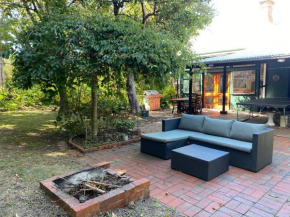 Large Coastal Cottage Inverloch